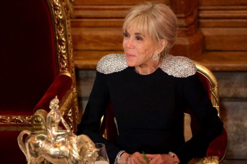 Top 5+ Gaya Brigitte Macron di Usia 72 Tahun Saat Kunjungan Bersama Emmanuel Macron