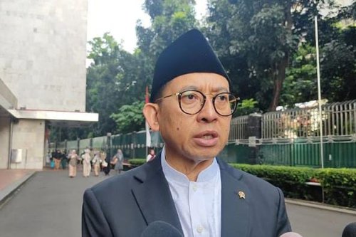 Fadli Zon, penulisan ulang sejarah Indonesia, penulisan ulang sejarah, fadli zon, penulisan ulang sejarah indonesia, penulisan ulang sejarah Republik Indonesia, penulisan ulang sejarah nasional, penulisan ulang sejarah rampung 2 bulan, Fadli Zon Targetkan Penulisan Ulang Sejarah Indonesia Rampung dalam Dua Bulan