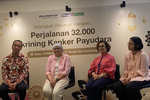 1. Olahraga teratur, 2. Kurangi konsumsi gula, 3. Tidak mengonsumsi alkohol, 4. Konsumsi makanan yang bergizi, 4 Cara Menerapkan Gaya Hidup Sehat untuk Mencegah Kanker Payudara