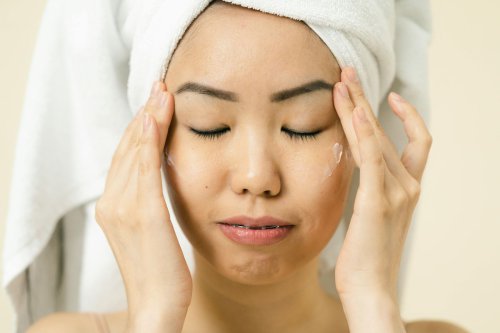 Panduan Lengkap 10 Urutan Skincare Korea, Step by Step Kulit Glowing