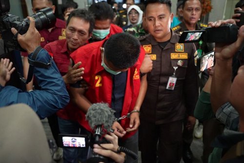 Duduk Perkara OTT Anggota DPRD Muara Enim, Terima Suap Rp 1,6 Miliar untuk Beli Alphard