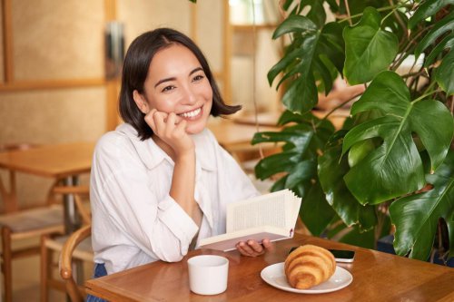 Top 5+ Zodiak yang Nyaman Tanpa Pasangan, Aquarius Nomor Satu
