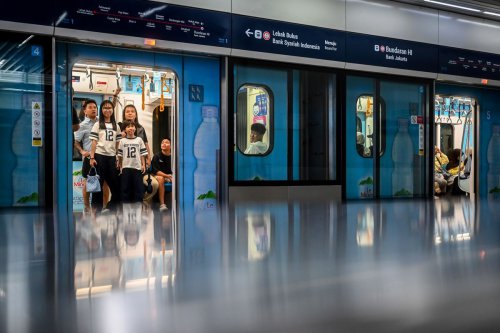 Aturan Buka Puasa di MRT Jakarta, Penumpang Wajib Tahu!