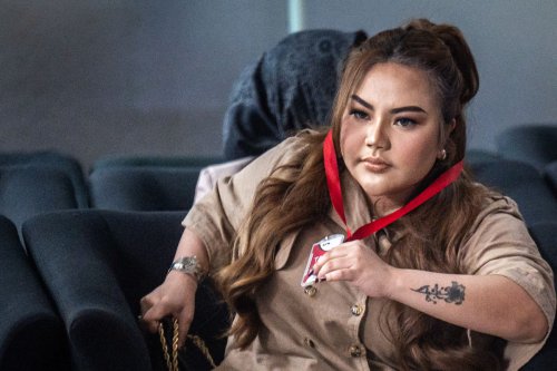 Lisa Mariana Batal Hadiri Pemeriksaan Kasus Ridwan Kamil, Alasan Sakit