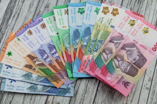 Ramai Penukaran Uang Baru Jelang Idul Fitri, Ketahui Ciri Uang Palsu agar Tidak Tertipu