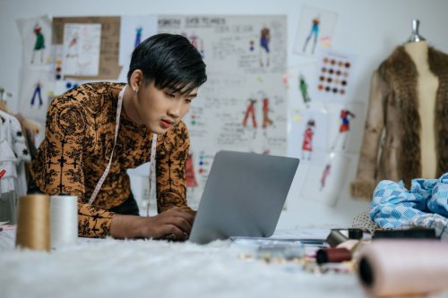 3 Dampak Plagiarisme Terhadap Inovasi Desainer Lokal