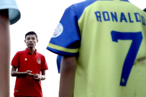Evan Dimas Pulang ke Akar, Menanam Spirit Sepak Bola di Tulungagung