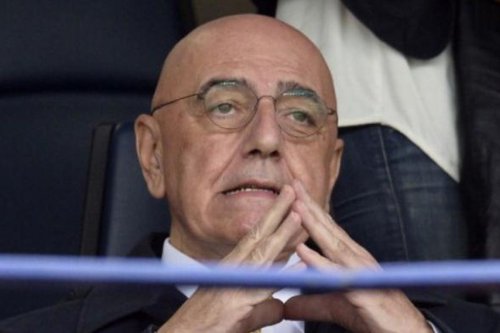 Adriano Galliani, AC Milan vs Bologna, bologna, serie a, AC Milan, Alasan Adriano Galliani Tepis Spekulasi Kembali ke AC Milan