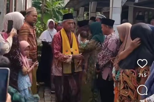 Kisah Guru Madin di Demak: Didenda 12,5 Juta karena Tampar Murid, Kini Tunaikan Umrah