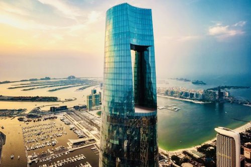 Hotel Tertinggi di Dunia Ada di Dubai, Berapa Tarif Per Malam?