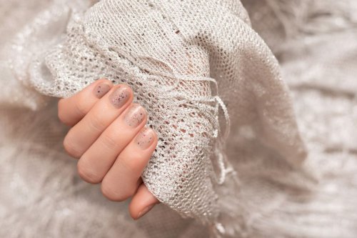 Tak Semua Warna Nude Cocok, Ini Pilihan Kuteks yang Pas untuk Kulitmu