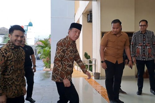 Mengapa Jokowi Diperiksa di Solo padahal Kasus Ditangani Polda Metro Jaya?