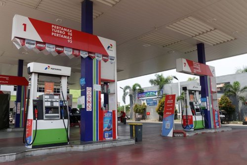 Krisis BBM di Banda Aceh, SPBU Kehabisan Stok, Antrean Mengular hingga Ratusan Meter