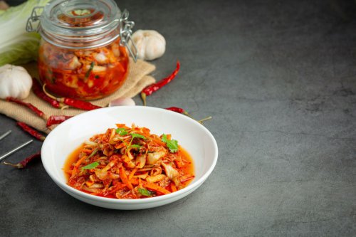 Resep Sambal Mangga Terasi: Paduan Segar, Pedas, dan Asam
