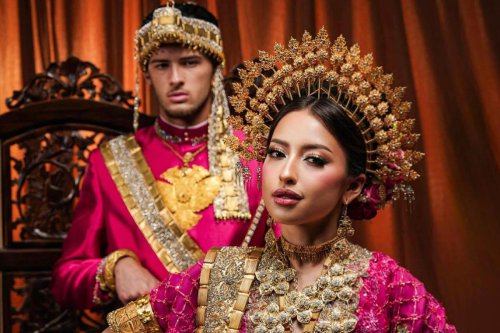 Top 5+ Gaya Prewedding Jennifer Coppen dan Justin Hubner, Sentuhan Adat Makassar