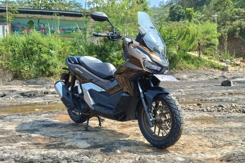 Bahas Honda ADV 160 ABS RoadSync, Warna Khusus yang Menawan