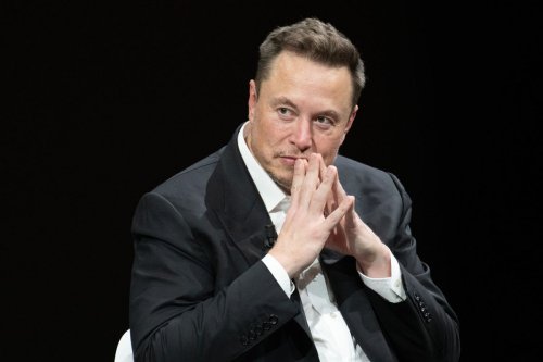 Elon Musk Mau Bikin "Ketapel" Raksasa untuk Kirim Satelit AI ke Orbit