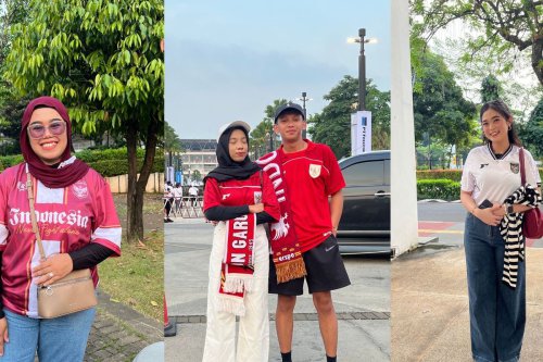 1. Jersey dengan hijab burgundy, 2. Jersey dengan celana pendek, 3. Jersey dengan jeans cutbray, 4. Jersey dengan bomber army, 5. Jersey couple, Gaya Penonton Indonesia Vs China di GBK, Catat 5 Inspirasi Outfit dengan Jersey
