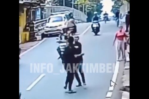Viral Tukang Cukur di Kramat Jati Serang Pelanggan dengan Gunting, Berakhir Ditangkap Polisi