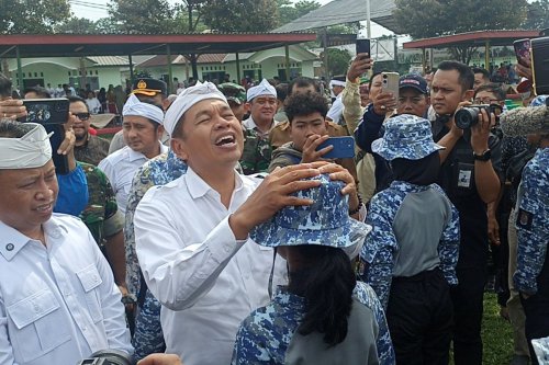 Barak Militer Dedi Mulyadi Jadi Program Paling Disukai Warga Jabar di Survei Litbang Kompas