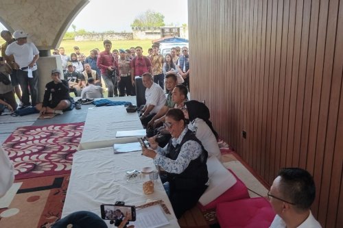 Di Depan Nelayan, Susi Pudjiastuti Video Call Dedi Mulyadi Tolak KJA Pangandaran