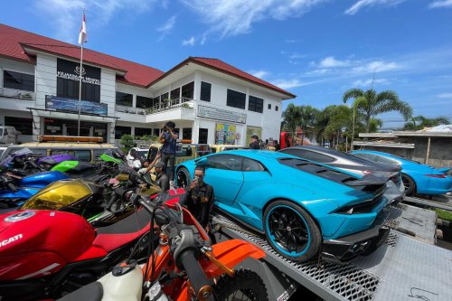 Top 10+ Kendaraan Mewah Doni Salmanan Laku Dilelang, Tembus Rp 9,8 Miliar