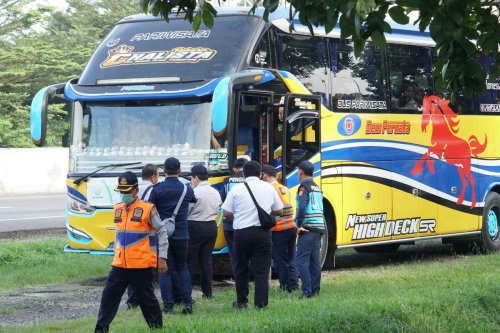 Top 21+ Bus Langgar Aturan, dari Dokumen Palsu hingga Tak Laik Jalan