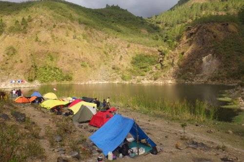 Gunung Bawakaraeng, Surga Pendakian di Sulawesi Selatan dengan Pesona Alam dan Nilai Spiritual