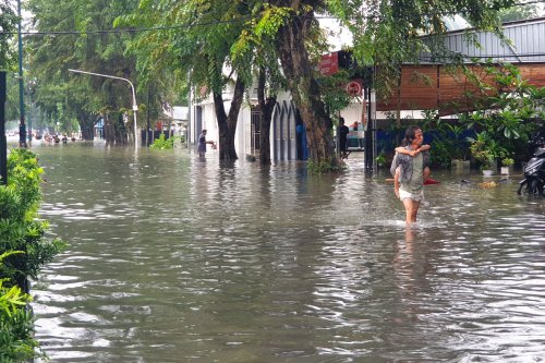 Update Banjir dan Longsor di Sumut: 43 Orang Meninggal, 88 Masih Dicari