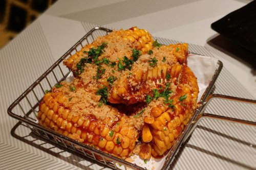 Bosan dengan Jagung Bakar? Coba Bikin Corn Ribs untuk Malam Tahun Baru