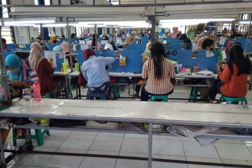 1.500 Buruh Pabrik Bulu Mata Terbesar di Indonesia Kena PHK Massal, Investor Diduga Kabur