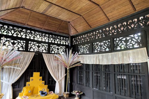 Arti Ukiran Motif Bunga di Rumah Tradisional Malaysia, Bukan Sekedar Hiasan