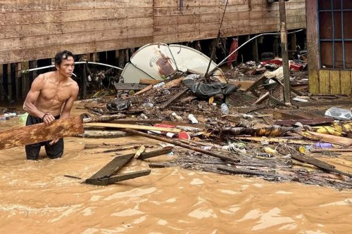 Hujan Deras Picu Banjir Bandang Serentak di Kalsel, Belasan Ribu Warga dan Ribuan Rumah Terdampak