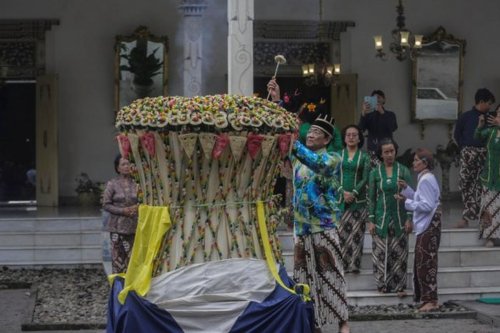 Keraton Yogyakarta, Keraton Ngayogyakarta Hadiningrat, kalender jawa, Gunungan Bromo, gunungan romo tahun dal, Gunungan Bromo Keraton Yogyakarta, Garebeg Mulud, Grebeg Mulud, Mengenal Gunungan Bromo, Gunungan Istimewa pada Garebeg Maulud 2025 di Keraton Yogyakarta