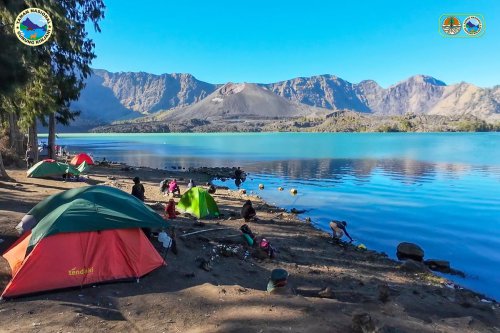Larangan Berbikini di Air Panas Goa Susu Rinjani Sudah Ada, Aturan Perlu Ditegakkan
