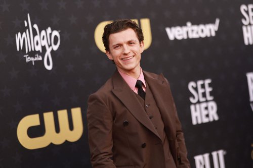 Pertemuan Marvel dan Sony Bahas Kelanjutan Produksi, Tom Holland Tetap Hadiri Acara Amal Setelah Cedera, Spider-Man: Brand New Day Lanjutkan Kisah Multiverse di MCU, Kesuksesan Film Spider-Man&nbsp;, Inspirasi Cerita dari Komik Spider-Man: Brand New Day, Tom Holland Cedera Gegar Otak, Syuting Spider-Man Dihentikan Sementara