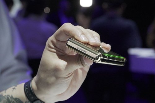 Paten Terbaru Ungkap HP Layar Gulung Samsung, Bisa Melebar Tanpa Dilipat