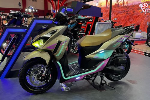 desain futuristik, Modifikasi Honda Vario 125 Street Cyber Street: Futuristik dan Agresif
