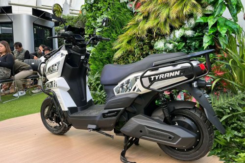 Indomobil Emotor: Konsumen Motor Listrik Pilih Bayar Tunai