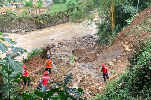 Banjir dan Longsor Kepung Kabupaten Bogor, Megamendung dan Cisarua Paling Parah