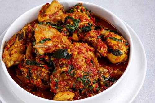 Resep Ayam Rica-Rica Manado, Perpaduan Rasa Pedas, Gurih, dan Segar