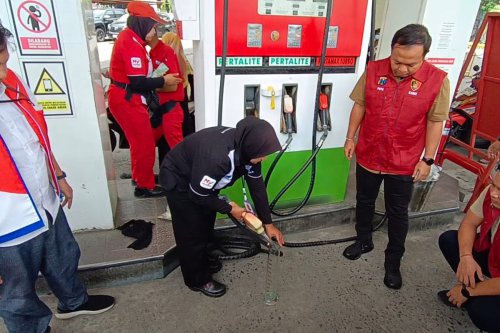 Hasil Uji Polda Jatim: Pertalite di SPBU Kebonsari Aman, Tak Ada Campuran Air
