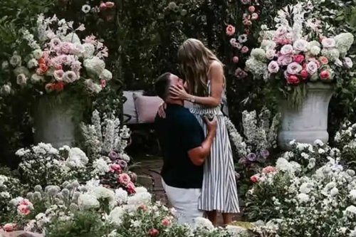 Taylor Swift dan Travis Kelce Bertunangan Setelah 2 Tahun Pacaran