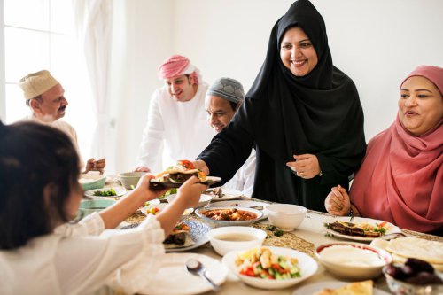 Jangan Balas Dendam, Ini Tips Menjaga Pola Makan Sehat Saat Lebaran