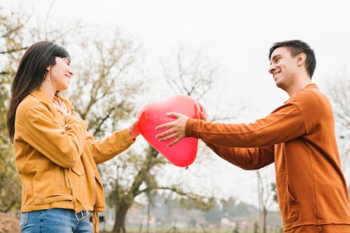 Top 7+ Zodiak yang Lebih Suka Mendekati daripada Didekati, Ada Aries
