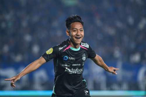 Persib, Beckham Putra, Timnas Indonesia, Patrick Kluivert, timnas Indonesia, Kualifikasi Piala Dunia 2026 Zona Asia, Garuda Calling, timnas indonesia vs jepang, Timnas Indonesia vs China, Beckham Putra Belum Dilirik Timnas Indonesia, tapi Garuda Calling Itu Dekat