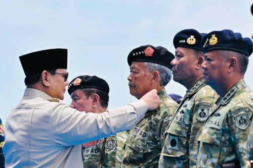 Top 5+ Purnawirawan TNI Memperoleh Gelar Jenderal Kehormatan dari Prabowo, Siapa Saja?