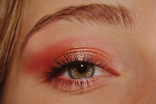 Top 10+ Tips Makeup Tahan Lama untuk Mata yang Mudah Berair