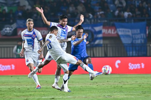 Persib Wajib Menang Usai Kalah di Laga Pembuka, Dewa United Siap Beri Kejutan, Dukungan Bobotoh Jadi Kunci, Link Live Streaming Persib vs Dewa United, Link Live Streaming Persib vs Dewa United, Kick Off Pukul 19.30 WIB