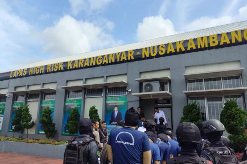 Ammar Zoni Bisa Ikuti Persidangan Melalui Zoom dari Lapas Nusakambangan